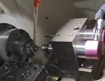 不锈钢钻微孔.jpg 不锈钢钻微孔.jpg