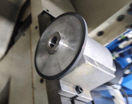 研磨主轴.jpg 研磨主轴.jpg