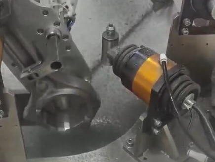 直角浮动<a href='gaosuzhuzhou.htm' class='keys' title='点击查看关于电主轴的相关信息' target='_blank'>电主轴</a>.png