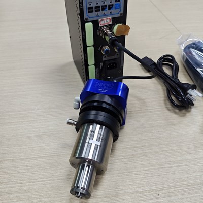 机械臂末端自动换刀浮动主轴.jpg 机械臂末端自动换刀浮动主轴.jpg